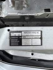 Image 48/51 of Mercedes-Benz SL 320 (1996)