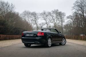 Image 5/39 of Audi S4 (2006)