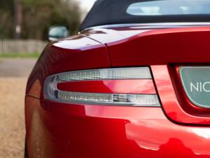Afbeelding 39/81 van Aston Martin DB 9 Volante (2015)