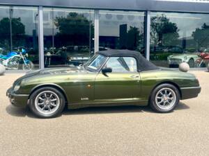 Bild 5/41 von MG RV8 (1994)