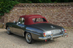 Image 2/50 of Mercedes-Benz 190 SL (1960)