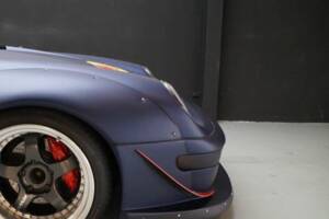 Image 33/50 of Porsche 911 Carrera (1994)