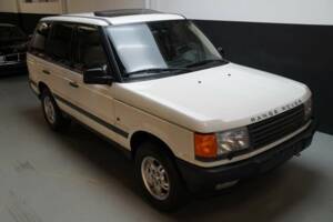 Bild 21/50 von Land Rover Range Rover 4.0 SE (1997)