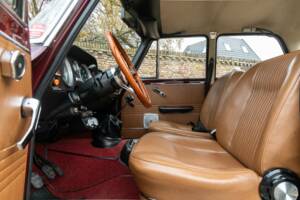 Imagen 32/50 de Alfa Romeo Giulia Nuova Super 1600 (1971)