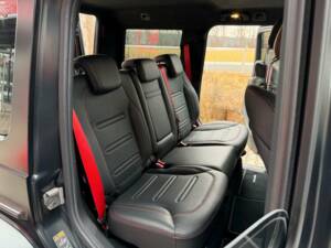 Immagine 20/28 di Mercedes-Benz G 500 (LWB) (2018)