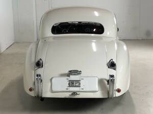 Imagen 10/24 de Jaguar XK 120 FHC (1952)