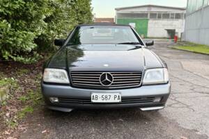 Image 2/14 of Mercedes-Benz SL 280 (1994)