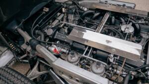 Bild 49/81 von Jaguar E-Type V12 (2+2) (1971)