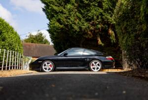 Image 42/50 of Porsche 911 Carrera 4S (2002)