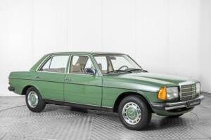 Afbeelding 5/50 van Mercedes-Benz 300 D (1978)