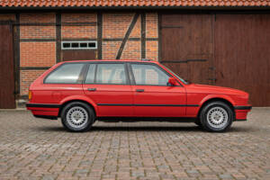 Bild 11/37 von BMW 316i Touring (1991)