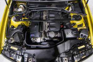Image 13/50 of BMW M3 (2003)