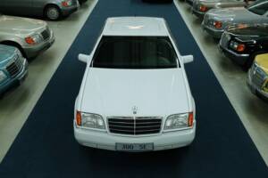 Bild 2/50 von Mercedes-Benz 300 SE (1992)