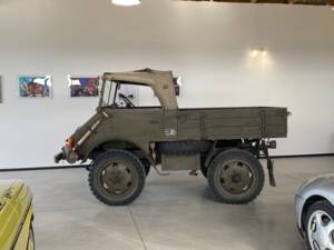 Afbeelding 57/67 van Mercedes-Benz Unimog 2010 (1951)