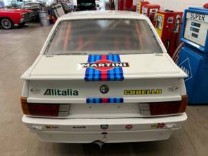 Bild 14/17 von Alfa Romeo 75 3.0 V6 America (1990)