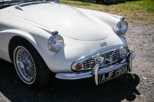 Afbeelding 8/37 van Daimler SP 250 (1963)