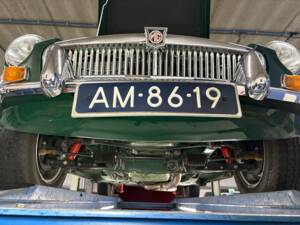 Immagine 28/40 di MG MGC GT (1968)