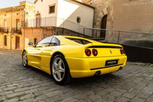 Immagine 12/33 di Ferrari F 355 Berlinetta (1995)