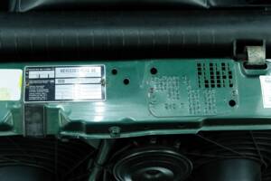 Bild 19/50 von Mercedes-Benz 420 SEL (1990)