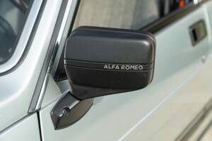 Imagen 11/50 de Alfa Romeo Giulietta 1.8 (1985)