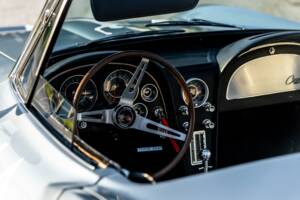 Image 20/35 of Chevrolet Corvette Sting Ray Convertible (1964)