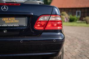 Bild 22/61 von Mercedes-Benz CLK 320 (2002)