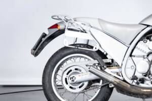 Afbeelding 17/38 van Aprilia Motò 650 (1996)