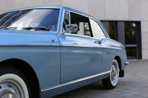 Image 14/56 of Peugeot 404 Coupé (1968)