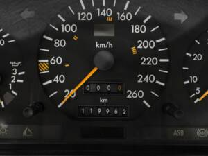 Image 7/14 of Mercedes-Benz SL 280 (1995)