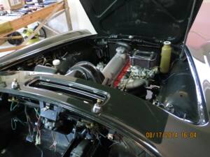 Image 21/50 of Volvo 1800 S (1968)