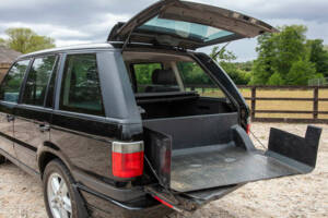 Image 31/50 de Land Rover Range Rover 4.0 HSE (2001)
