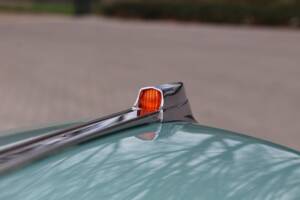 Image 26/29 of Cadillac 62 Convertible (1963)