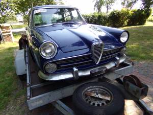 Image 8/19 of Alfa Romeo 2000 Berlina (1960)