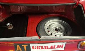 Bild 25/37 von Alfa Romeo Giulia 1300 GT Junior (1974)