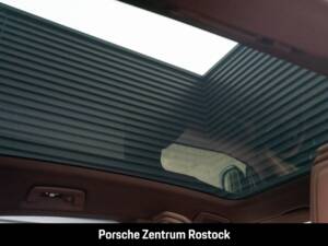 Bild 33/35 von Porsche Taycan 4S Sport Turismo (2026)