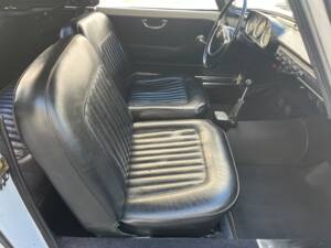Bild 43/56 von Lancia Appia Convertible Vignale (1962)