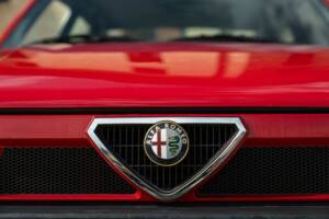 Image 12/47 of Alfa Romeo 75 1.6 (1991)