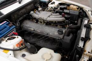 Image 18/50 of BMW 320i (1987)