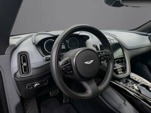 Image 6/13 de Aston Martin DBX 4.0 V8 (2021)