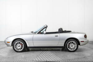 Bild 9/50 von Mazda MX-5 1.6 (1990)