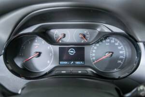 Image 15/50 de Opel Crossland X 1.2 Turbo (2020)