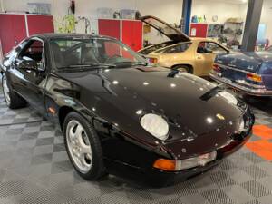 Image 3/31 of Porsche 928 GTS (1993)