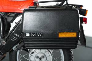 Bild 16/31 von BMW DUMMY (1987)