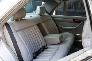 Bild 8/50 von Mercedes-Benz 500 SEL (1984)