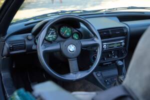 Bild 17/21 von BMW Z1 Roadster (1989)