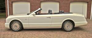 Image 5/50 of Bentley Azure (2009)