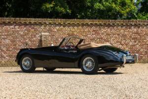 Immagine 43/50 di Jaguar XK 120 DHC (1953)