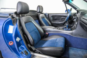 Bild 23/45 von Mazda MX-5 1.8 (1999)