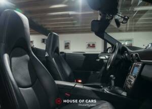 Image 18/25 de Porsche 911 Carrera 4S (2008)