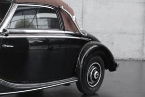 Image 15/50 de Mercedes-Benz 170 S Cabriolet A (1951)